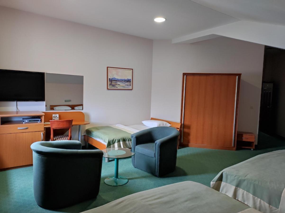 Hotel Bacchus Livno Zewnętrze zdjęcie